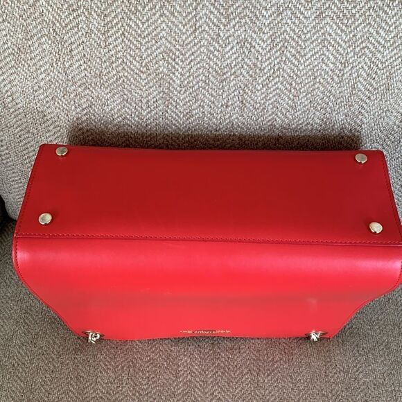 BRUNOMAGLI SMOOTH LEATHER CHAIN EXPANDABLE TOTE - RED - Picture 9 of 12